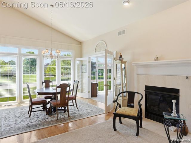 59759 Glacier Ridge, Washington, MI 48094