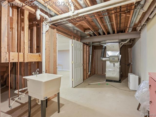 59759 Glacier Ridge, Washington, MI 48094