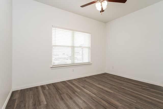 7316 Parkside Place Drive, North Richland Hills, TX 76180