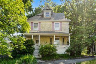 19 Rockwood Terrace, Newton, MA 02466