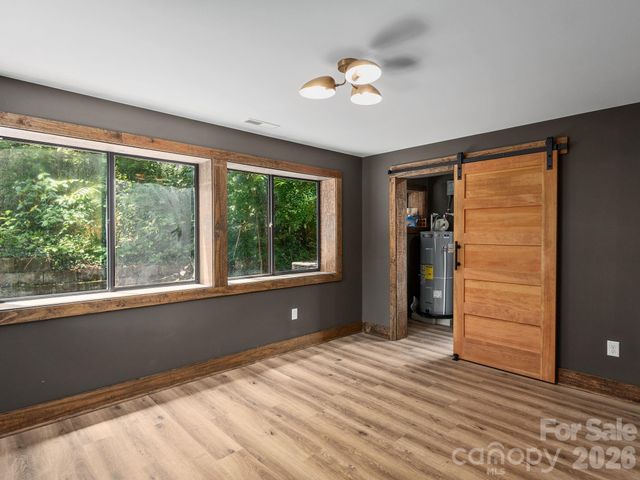 78 Travis Street, Clyde, NC 28721