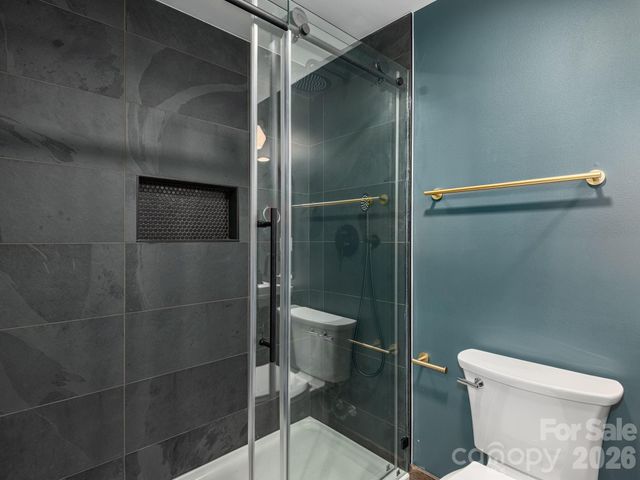 78 Travis Street, Clyde, NC 28721