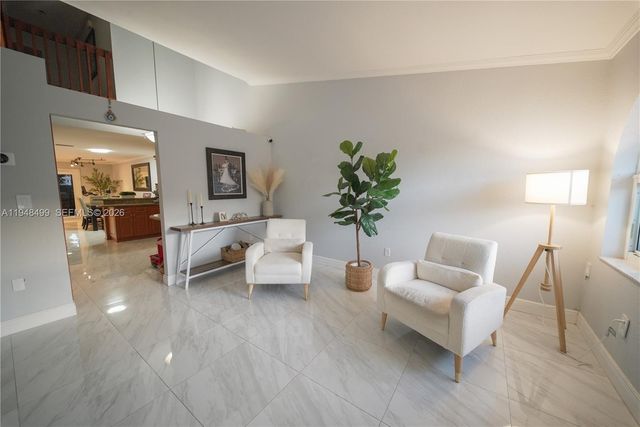 5445 W 27th Ln, Hialeah, FL 33016