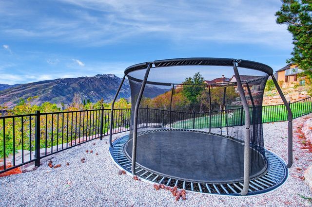 1479 E TRAIL CREST CT, Draper, UT 84020