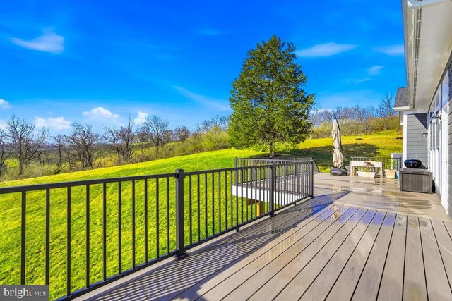 16217 WATERFORD CREST PL, Paeonian Springs, VA 20129