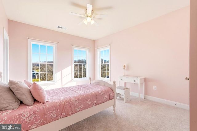 16217 WATERFORD CREST PL, Paeonian Springs, VA 20129