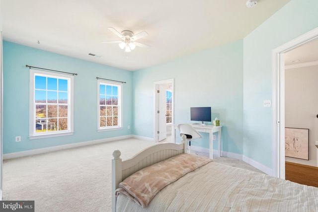16217 WATERFORD CREST PL, Paeonian Springs, VA 20129