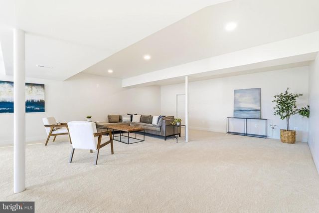 16217 WATERFORD CREST PL, Paeonian Springs, VA 20129