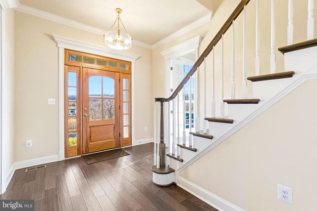 16217 WATERFORD CREST PL, Paeonian Springs, VA 20129