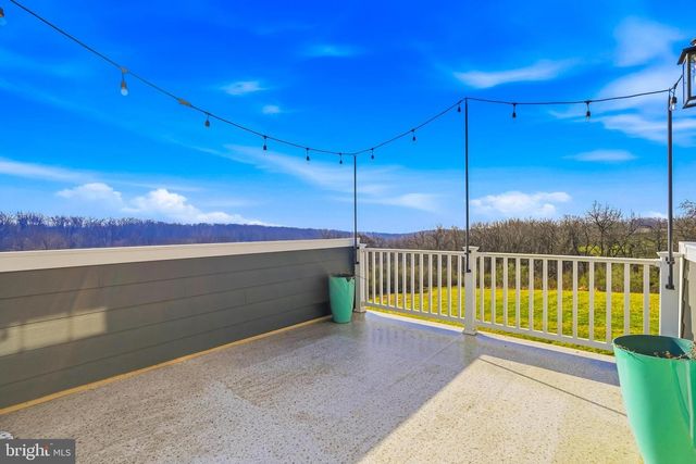16217 WATERFORD CREST PL, Paeonian Springs, VA 20129