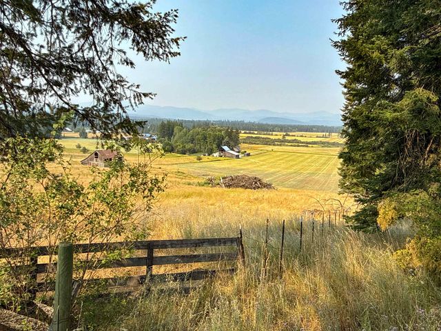 NKA Berry Rd, Usk, WA 99180