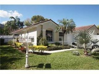 882 Garnet Circle 882, Weston, FL 33326