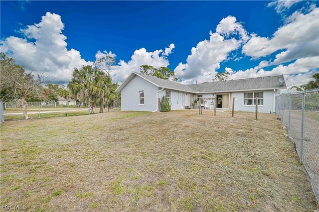 1281 9th ST SW, Naples, FL 34117