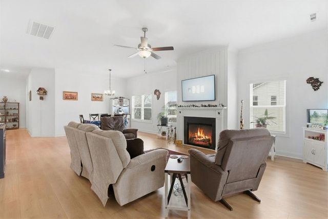 3072 Wiltshire Park Pl, Hermitage, TN 37076