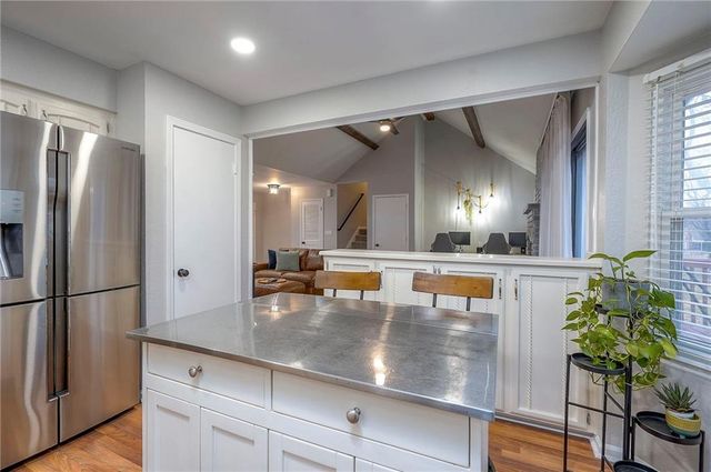 7809 Long Avenue, Lenexa, KS 66216