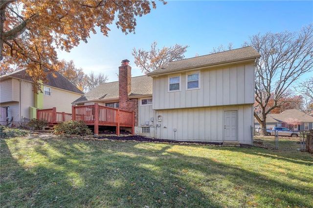 7809 Long Avenue, Lenexa, KS 66216