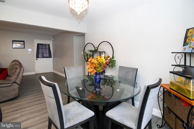 16 ABERDALE LN, Sicklerville, NJ 08081