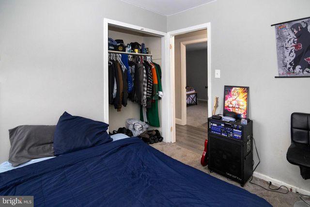 16 ABERDALE LN, Sicklerville, NJ 08081