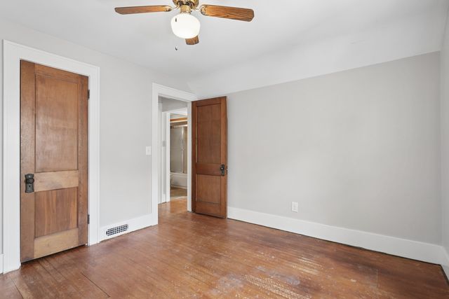2950 Jefferson Avenue, Davenport, IA 52803