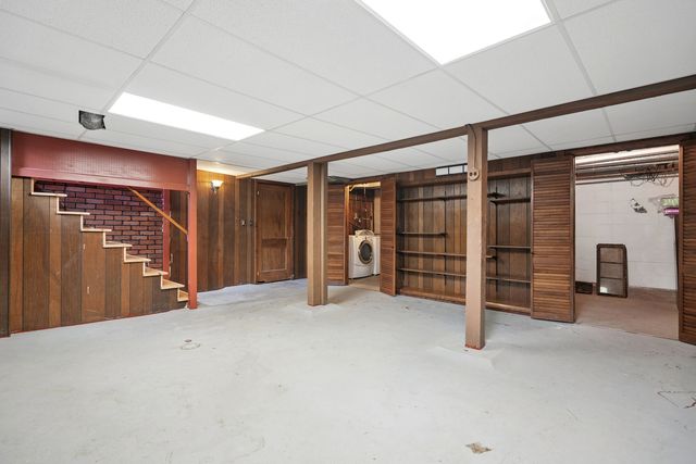 2950 Jefferson Avenue, Davenport, IA 52803