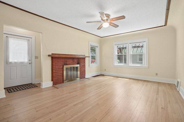 2950 Jefferson Avenue, Davenport, IA 52803