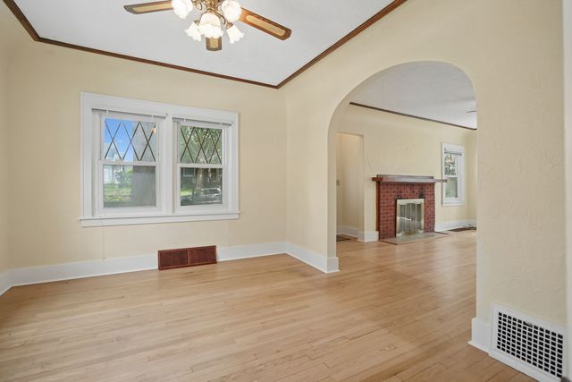 2950 Jefferson Avenue, Davenport, IA 52803