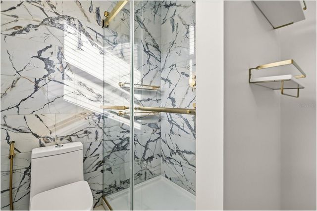 520 S 7TH STREET, Lake Wales, FL 33853