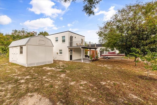 520 S 7TH STREET, Lake Wales, FL 33853