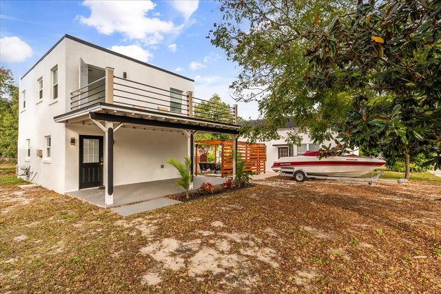 520 S 7TH STREET, Lake Wales, FL 33853