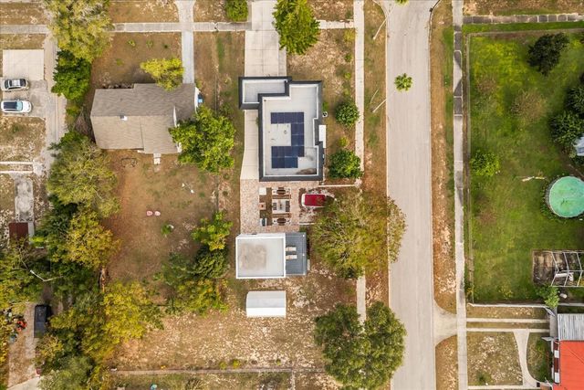 520 S 7TH STREET, Lake Wales, FL 33853