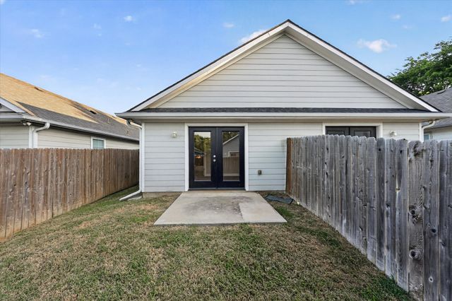 608 E College Street 608, Sherman, TX 75090