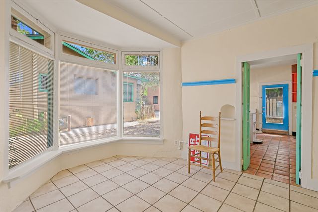 602 Agua Fria, Santa Fe, NM 87501