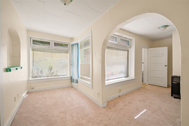 602 Agua Fria, Santa Fe, NM 87501