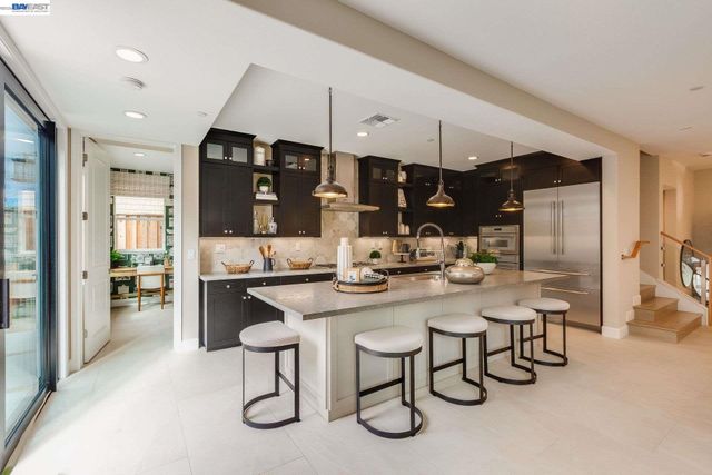32663 Singh Circle, Union City, CA 94587