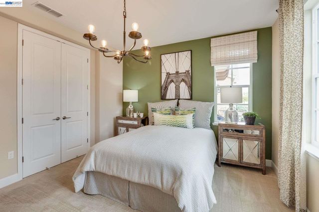 32663 Singh Circle, Union City, CA 94587