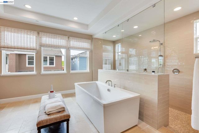 32663 Singh Circle, Union City, CA 94587