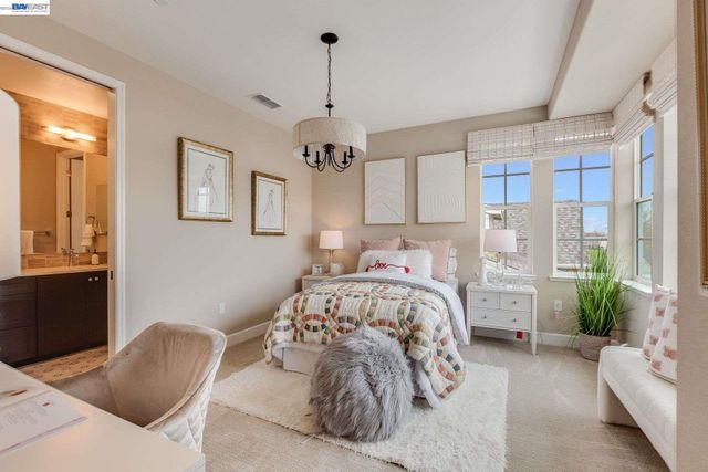 32663 Singh Circle, Union City, CA 94587