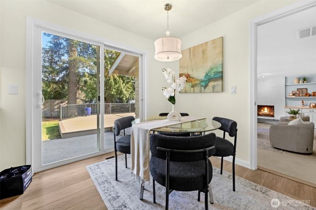 19020 32nd Avenue NE, Lake Forest Park, WA 98155