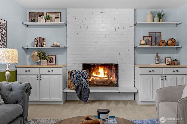 19020 32nd Avenue NE, Lake Forest Park, WA 98155