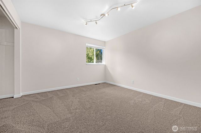 19020 32nd Avenue NE, Lake Forest Park, WA 98155