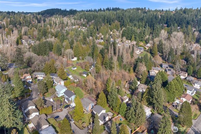 19020 32nd Avenue NE, Lake Forest Park, WA 98155