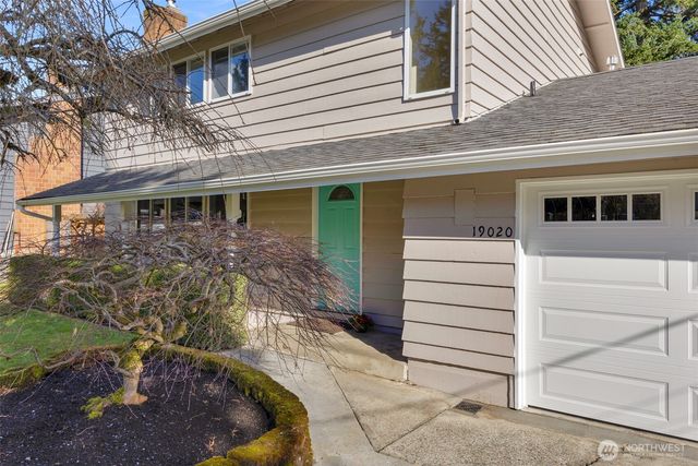 19020 32nd Avenue NE, Lake Forest Park, WA 98155