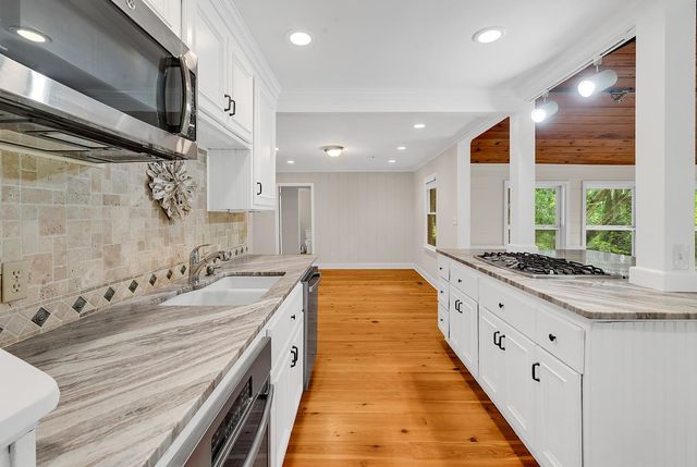 3338 Kings River Rd., Pawleys Island, SC 29585