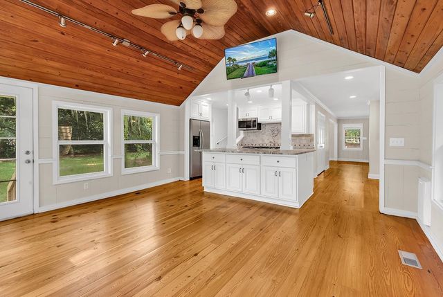 3338 Kings River Rd., Pawleys Island, SC 29585