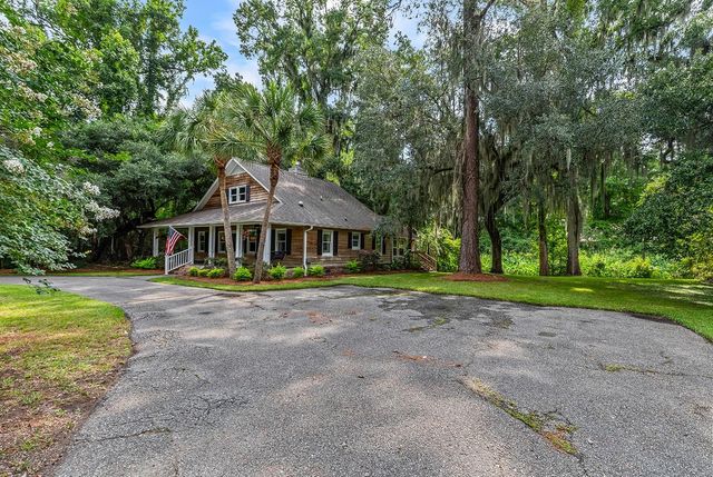 3338 Kings River Rd., Pawleys Island, SC 29585