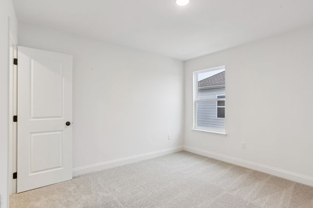 1084 Large Poppy Drive, La Vergne, TN 37086