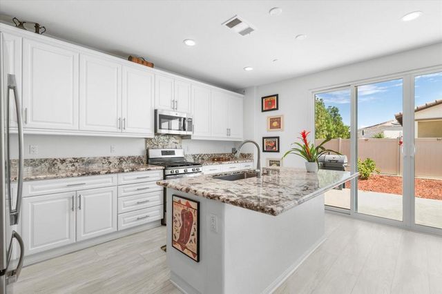 29102 Crabapple, Lake Elsinore, CA 92530