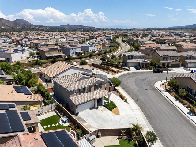 29102 Crabapple, Lake Elsinore, CA 92530