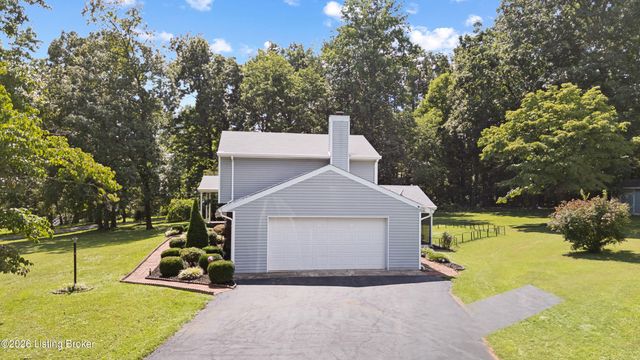 574 Pine Creek Rd, Shepherdsville, KY 40165