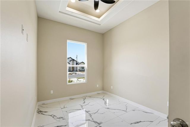 5812 N Playa Del Sol Street, Edinburg, TX 78542